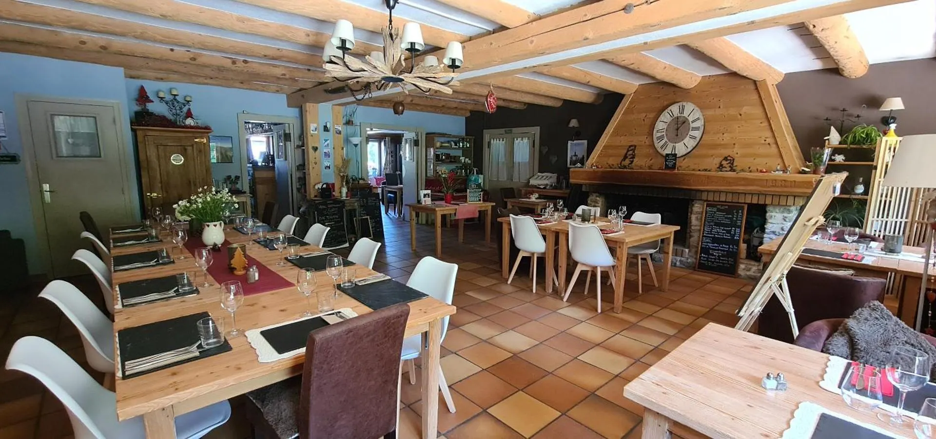 Hotel Et Appart'Hotel Restaurant L'Adray Longefoy
